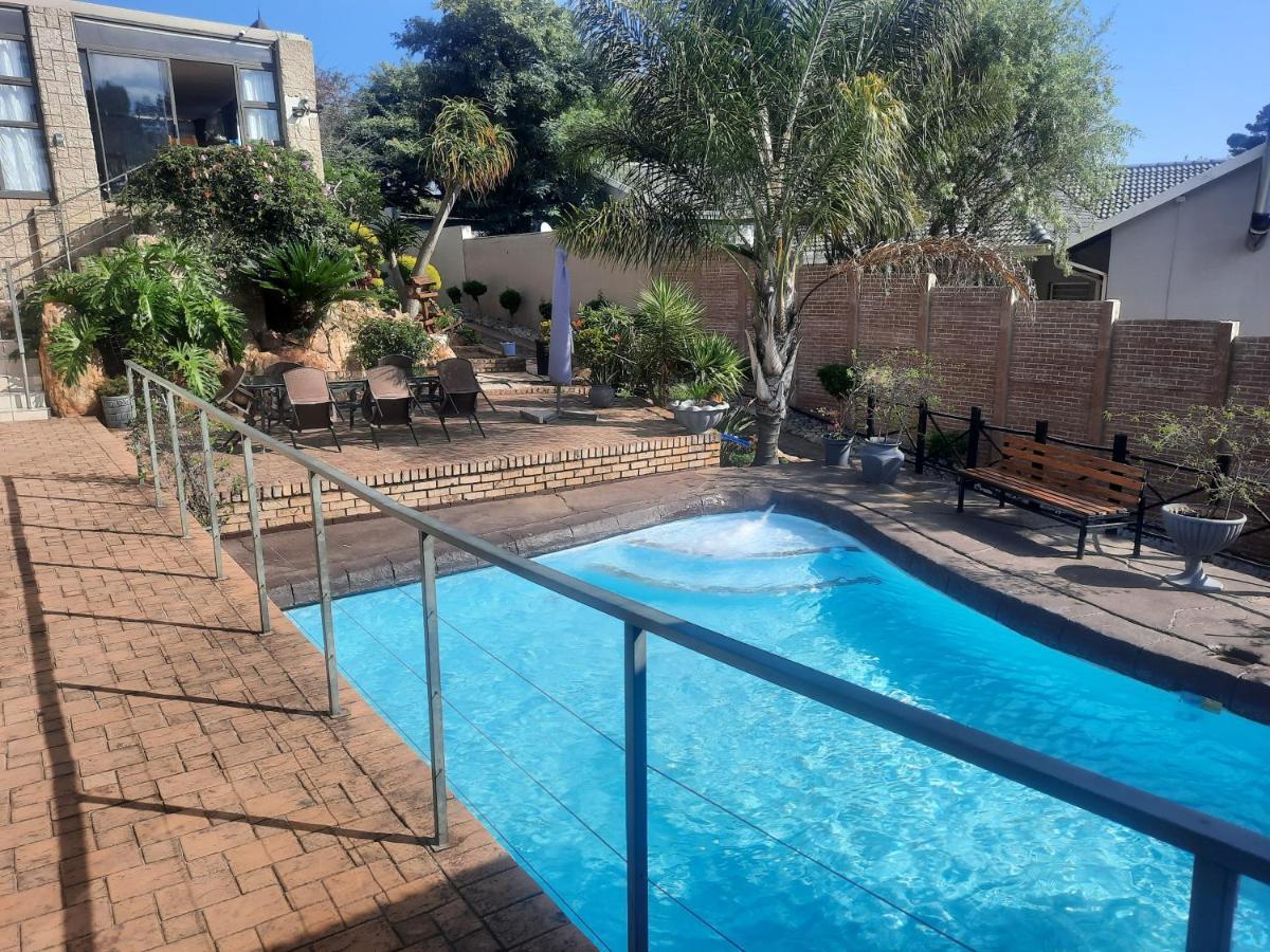 Aviators Retreat B&B Krugersdorp Exterior photo