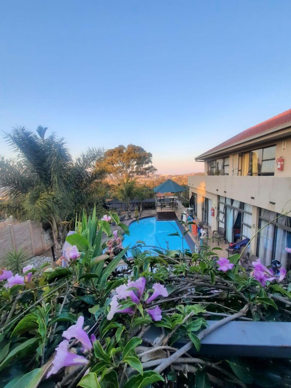 Aviators Retreat B&B Krugersdorp Exterior photo