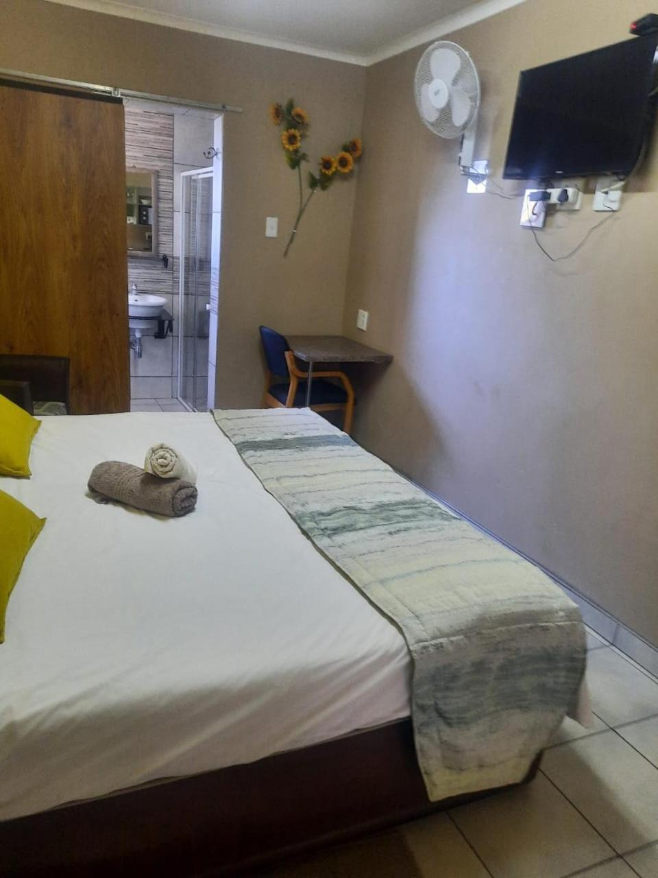 Aviators Retreat B&B Krugersdorp Exterior photo